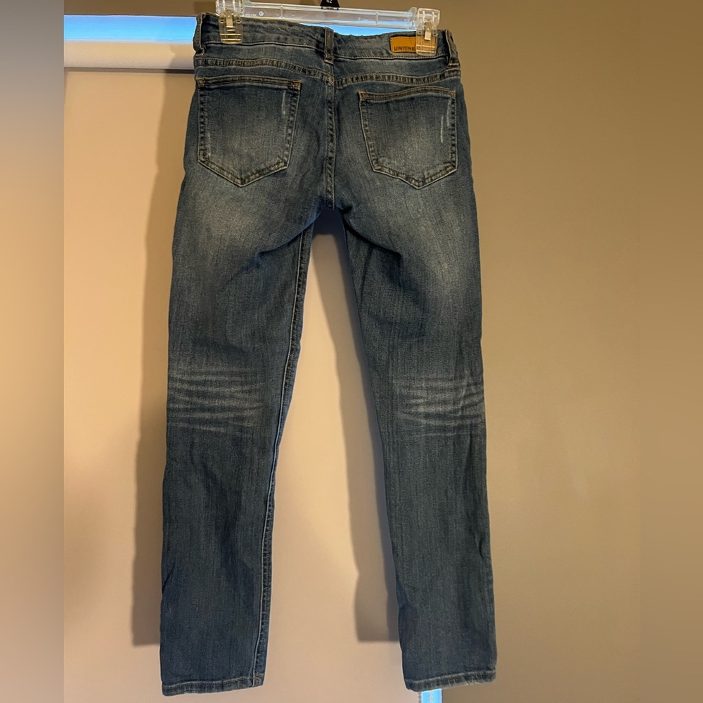 Low rise skinny jeans